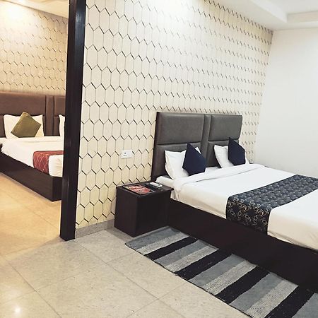 Hotel Grand City Maxx A Family Hotel Near Igi Delhi Airport ニューデリー エクステリア 写真